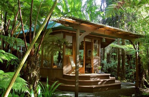 Volcano Bed & Breakfast | Volcano Rainforest Retreat