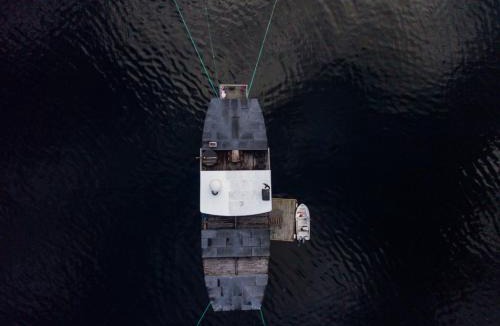 Kvaloya Villa | Volda Floating Home