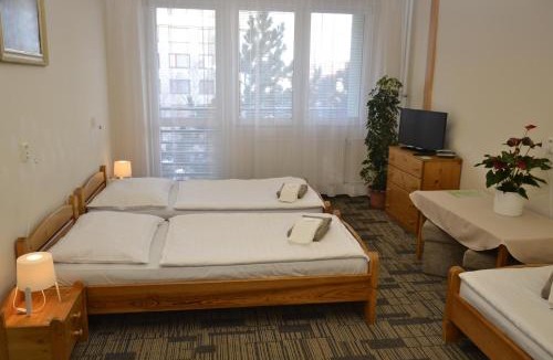 Kunratice Hostel | Volha