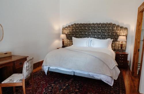 Ladismith Bed & Breakfast | Volstruis Paleis