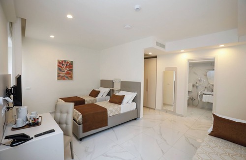 Rione Alto Hotel | Vomero High Hotel