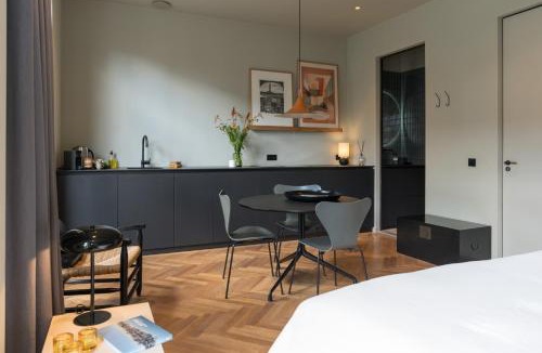 Helmersbuurt House | Vondel 99