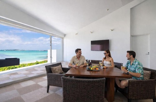 Miyakojima Villa | VOYAN Resort MiyakojimaーAZOMARE アゾマーレ