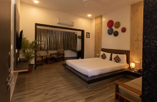 Avarghani Hotel | Vraksh by Aranyak