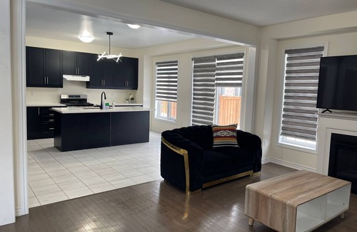 Mount Pleasant House | VRBO Bring the Whole Crew Stunning 6BR Family Escape Getaway Room for Everyone