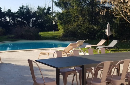 Bergerac Cottage | Vrbo Property