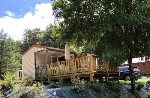 Thonac House | Vrbo Property