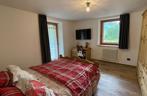 Rabbi Apartment | Vrbo Property