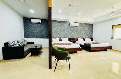 Satna Resort | Vrindavan Greens by Hotel Ramdarbar