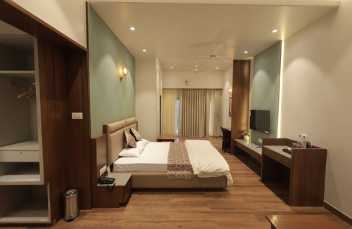 Ahmadpur Resort | Vrindavan Residency