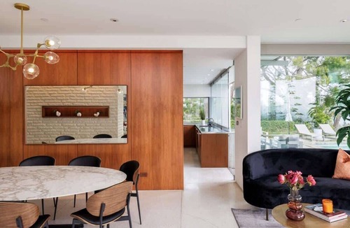 Trousdale Estates Villa | Vue Modern