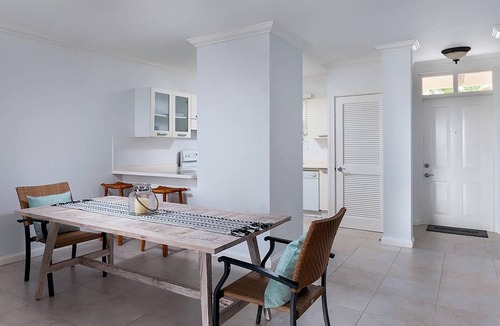 Speightstown Apartment | Vuemont #245 - by Zenbreak