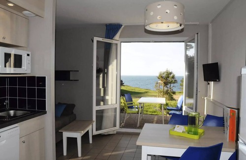 Saint-Cast-le-Guildo Villa | VVF The Emerald Coast Saint-Cast-le-Guildo * - 2 Room Gite 6 People 1 baby Sea view
