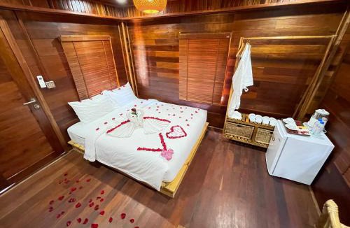 Stueng Saen Bed & Breakfast | Vvillage