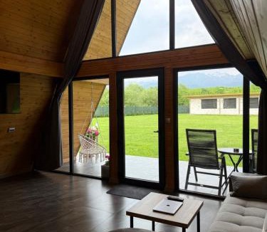 Avrig Ski Chalet | VVV House