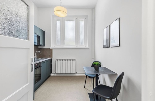 Baumschulenweg Apartment | VYLD Vault Berlin | near Spree, Spacious & Quiet