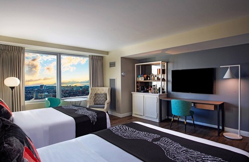 Theatre District Hotel | W Boston, a Marriott Hotel