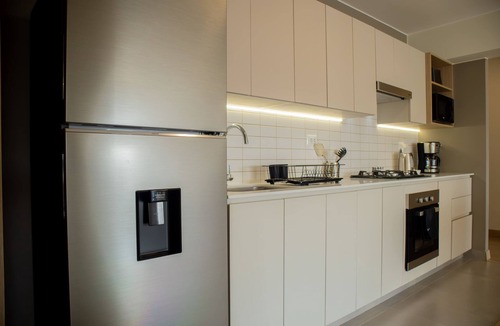 Santa Cruz Apartment | w Impressive 2BR With Balcony in Miraflores