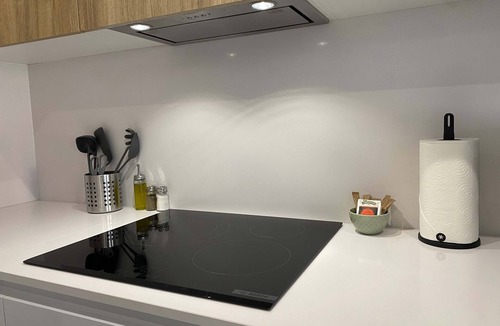 Malasana Apartment | w Modern 2BR With Terrace in Chueca