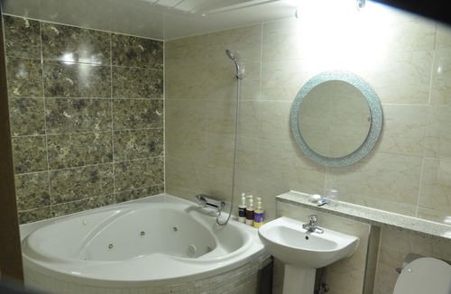 Andong Hotel | W Motel