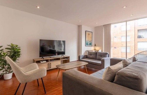 Antiguo Country Apartment | w* | Spacious 3BR in Parque Virrey