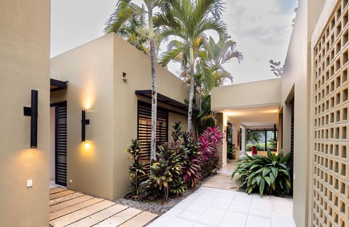 Anapoima Apartment | w* | Splendid 5BR Villa at Mesa de Yeguas