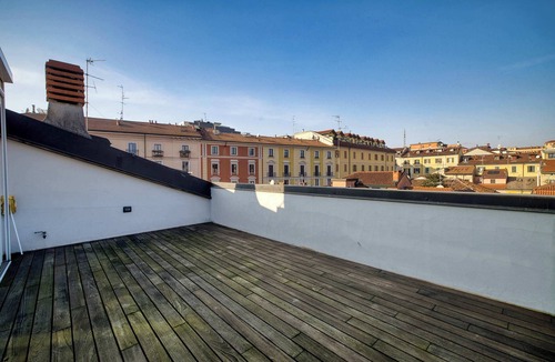 Zona Risorgimento Apartment | w* | Stunning Apt w/Private Terrace & Views