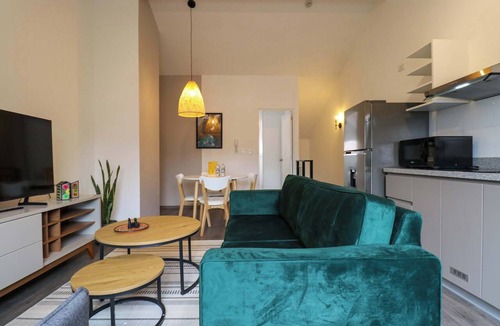 Cusco Historic Center Apartment | w* | Stunpedous 2BR w/Perfect Balcony in Cusco