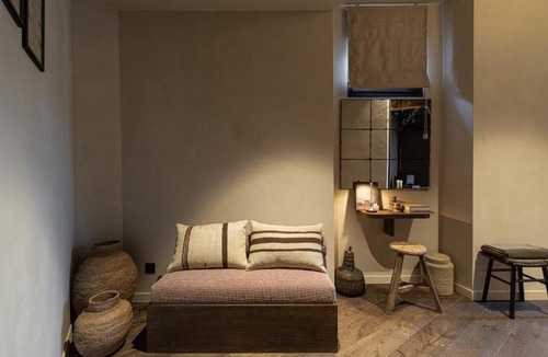 Carabacel Hotel | Wabi-Sabi Hôtel Lorrain