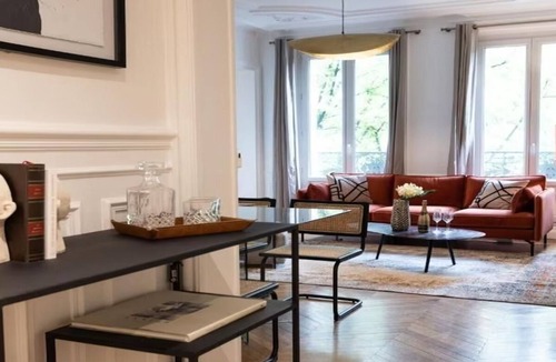 Faubourg-du-Roule Apartment | Wagram Suite Nestled on the Tree-lined Boulevard Haussmann of Champs Elysees