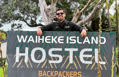 Onetangi Hostel | Waiheke Backpackers Hostel
