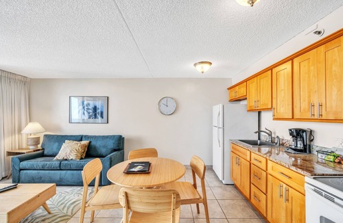 Waikiki Condo | Waikiki Banyan Condo With Panoramic 37th Floor Ocean Views