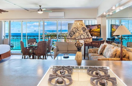 Waikiki Apartment | Waikiki Shore 1308