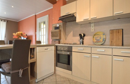 Walk Cottage | Waimes Retreat Near Forest