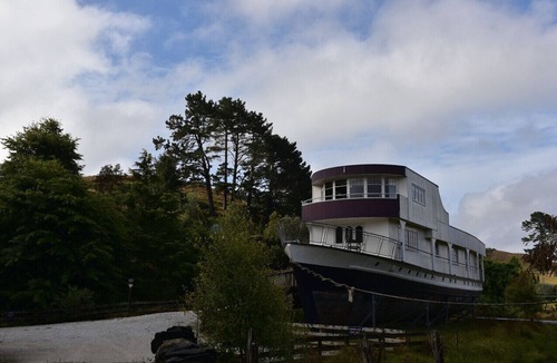 Waitomo Caves Boat Rental | Waitanic Ship Captains Unit waitomo woodlyn park