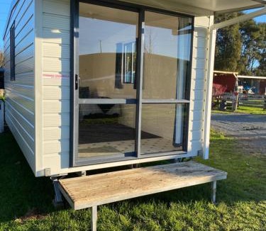 Hangatiki Other | Waitomo Farmstay - Fantail Cabin 6