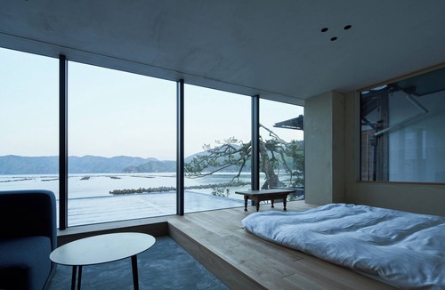 Obama Hotel | wakasakajitsu