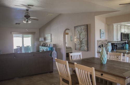 Lake Havasu City House | Wake at the Lake! Heated pool .