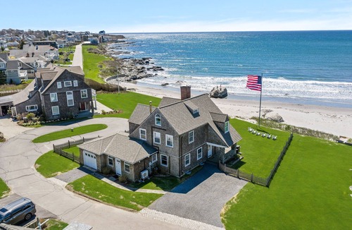 Easton's Point House | Wake to Waves Beachfront Escape - Private Beach!