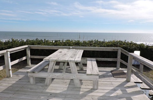 Indian Beach Cabin | Wake Up to Waves at Gee Six — Oceanfront Vacation Perfection