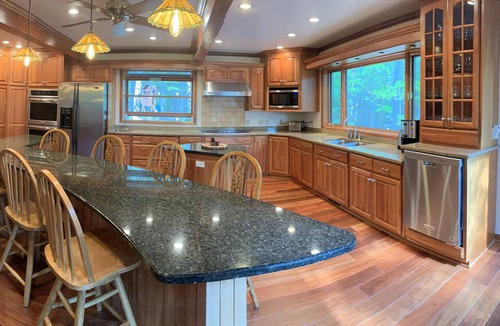 St Germain Cabin | Wakefield Lake Cabin with hot tub and sauna