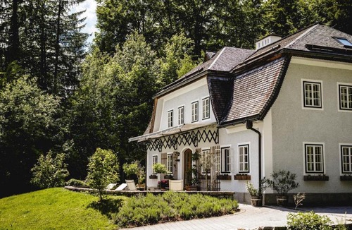 Laakirchen Apartment | Waldach Villa