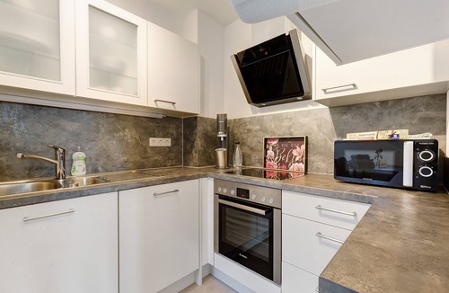 Burtenbach Apartment | Waldblick Apartment near Legoland Günzburg & Bad Wörishofen in Bavarian Swabia