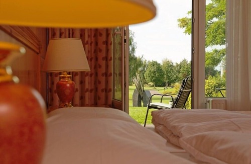 Semlin Apartment | Waldblick Doppelzimmer mit Du Oder Bad, WC, Frühstück und Abendessen
