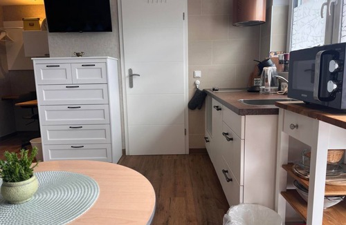 Ueberherrn Apartment | Waldblume vacation apartment with e-charging station