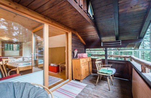 Pill Cabin | Waldhütte - Waldhütte - Dein Chalet Auszeit