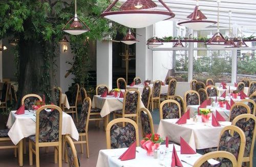 Vierlinden Hotel | Waldhotel Seelow
