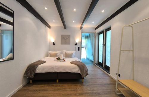 Feriendorf Im Killerberg House | Waldnest Eifel
