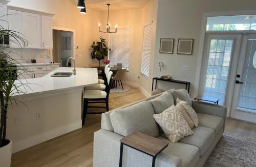 Pasadena House | Waldo Hideaway