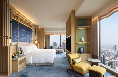 Kita Hotel | Waldorf Astoria Osaka